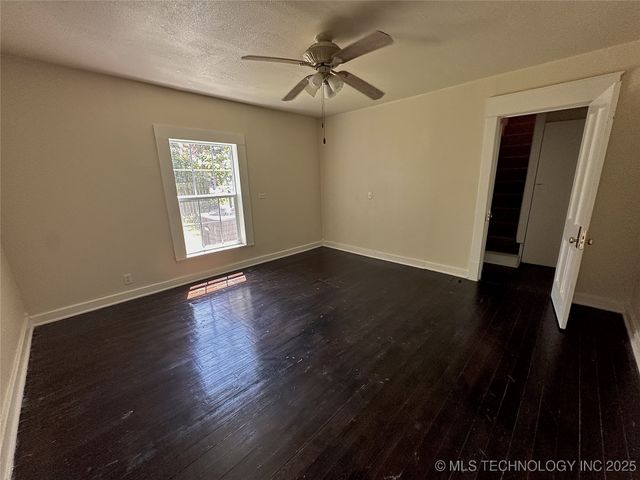 1006 NW C, Ardmore, OK 73401