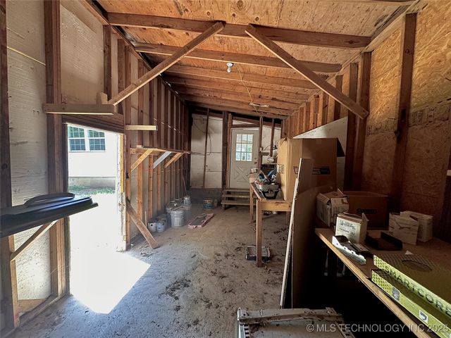 1006 NW C, Ardmore, OK 73401