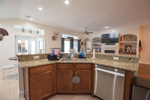 186 Majestic Oaks Drive, Brunswick, GA 31523