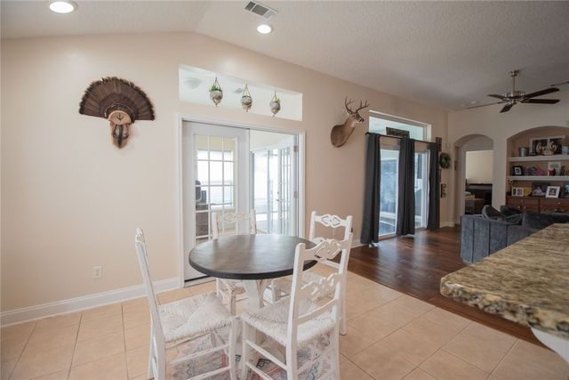 186 Majestic Oaks Drive, Brunswick, GA 31523