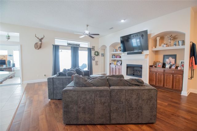 186 Majestic Oaks Drive, Brunswick, GA 31523