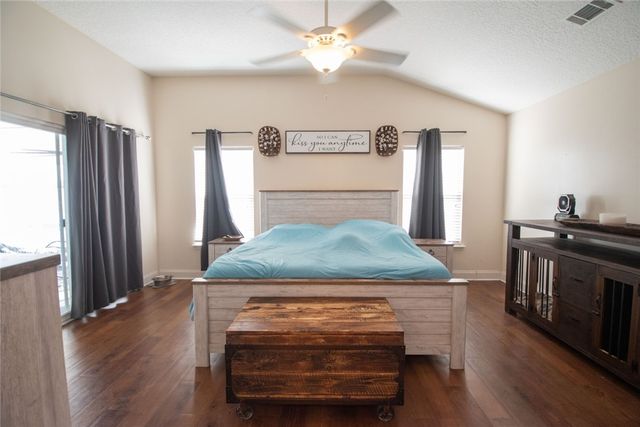 186 Majestic Oaks Drive, Brunswick, GA 31523