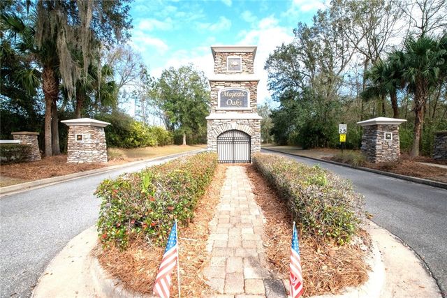 186 Majestic Oaks Drive, Brunswick, GA 31523