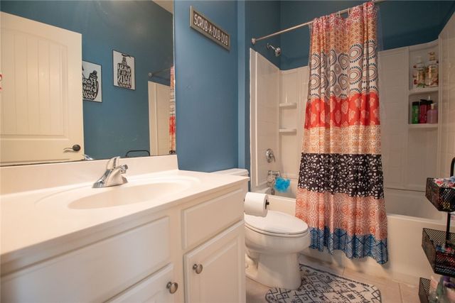 186 Majestic Oaks Drive, Brunswick, GA 31523