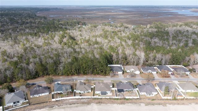 186 Majestic Oaks Drive, Brunswick, GA 31523