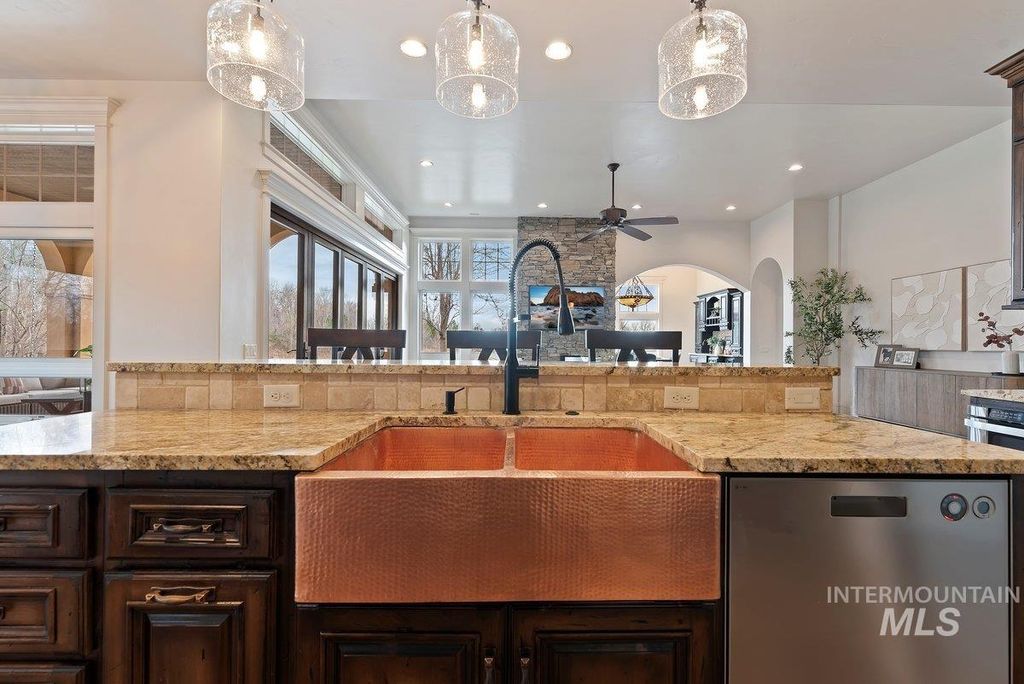 448 E Riversedge Ln, Eagle, ID 83616 photo 12