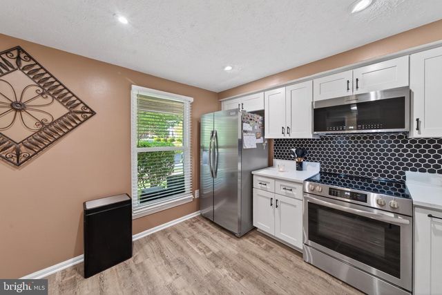 15095 MILL SPRING DR, Dumfries, VA 22025