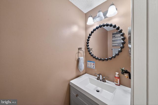 15095 MILL SPRING DR, Dumfries, VA 22025