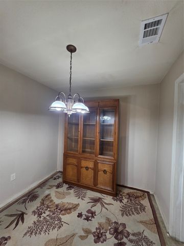 6255 Truman Drive, Fort Worth, TX 76112