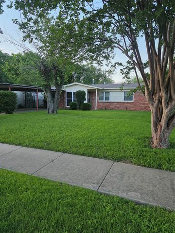6255 Truman Drive, Fort Worth, TX 76112