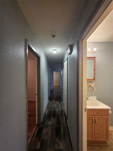 6255 Truman Drive, Fort Worth, TX 76112