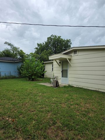 6255 Truman Drive, Fort Worth, TX 76112