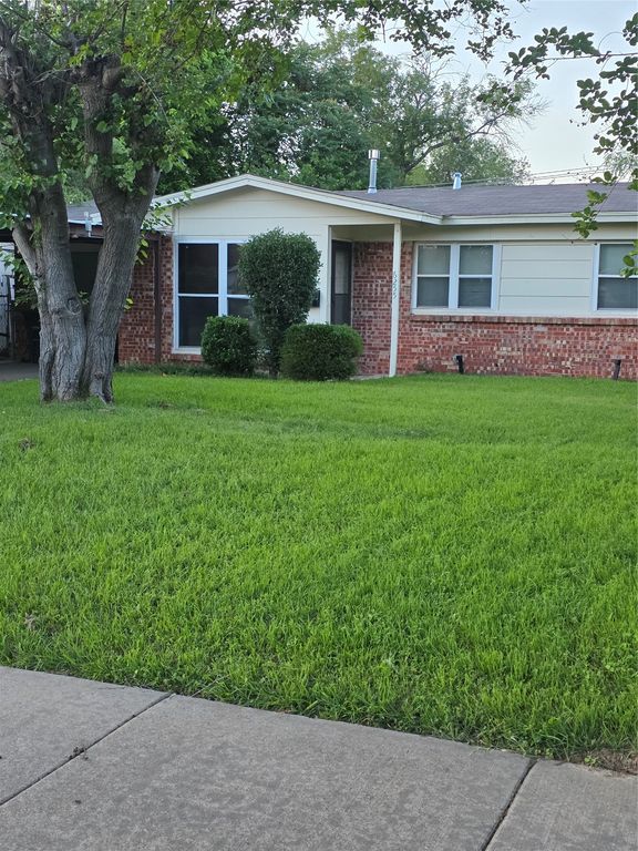 6255 Truman Drive, Fort Worth, TX 76112