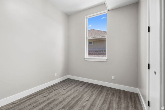 708 E EDGEWOOD DR., South Ogden, UT 84403