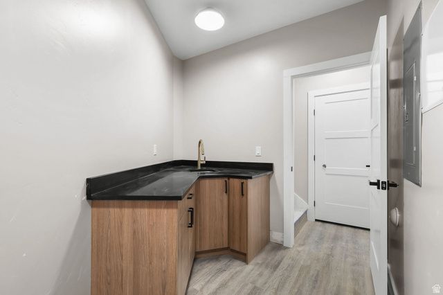 708 E EDGEWOOD DR., South Ogden, UT 84403