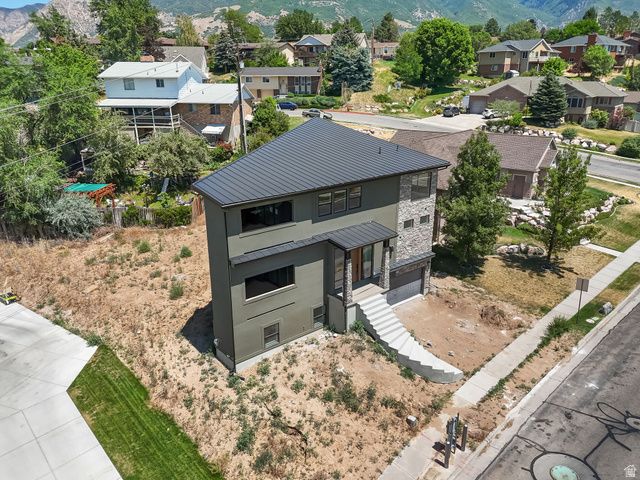 708 E EDGEWOOD DR., South Ogden, UT 84403