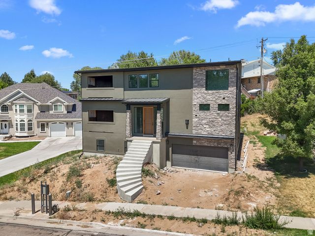 708 E EDGEWOOD DR., South Ogden, UT 84403