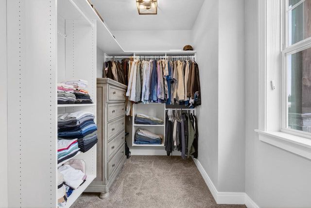 692 BLACKBERRY COURT, Oneida, WI 54155