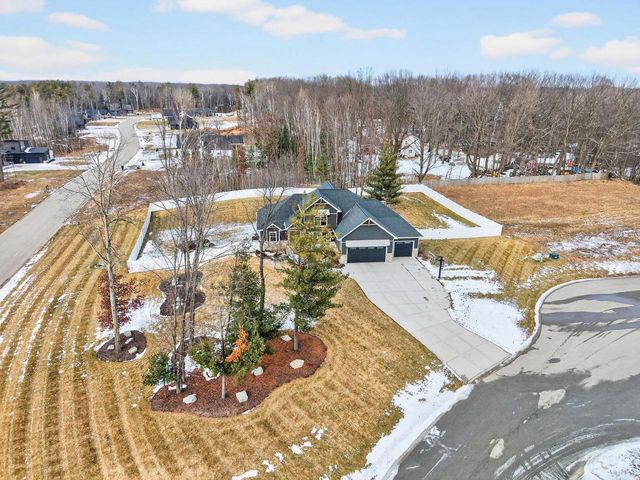 692 BLACKBERRY COURT, Oneida, WI 54155