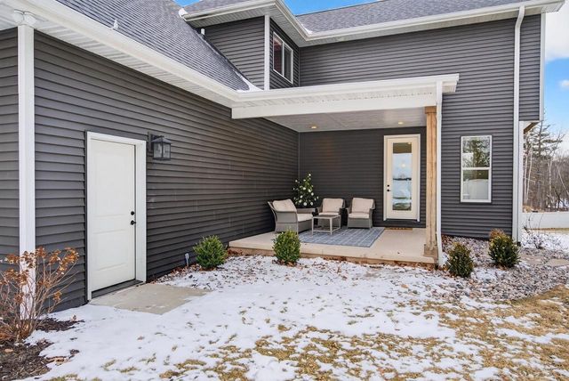 692 BLACKBERRY COURT, Oneida, WI 54155