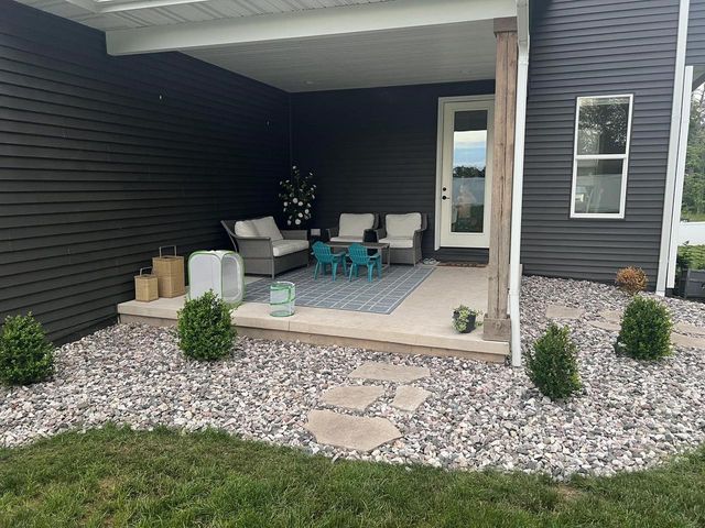 692 BLACKBERRY COURT, Oneida, WI 54155