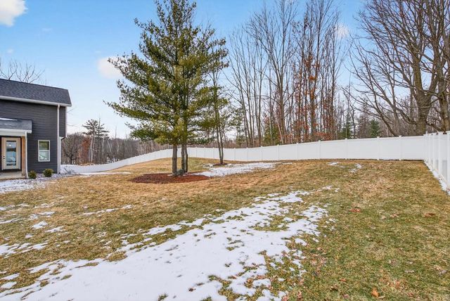 692 BLACKBERRY COURT, Oneida, WI 54155