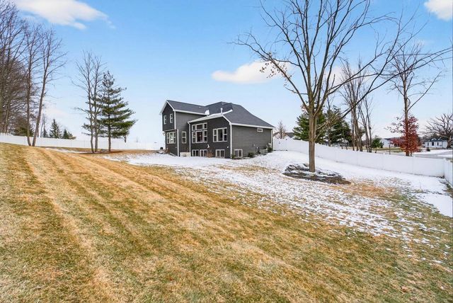 692 BLACKBERRY COURT, Oneida, WI 54155
