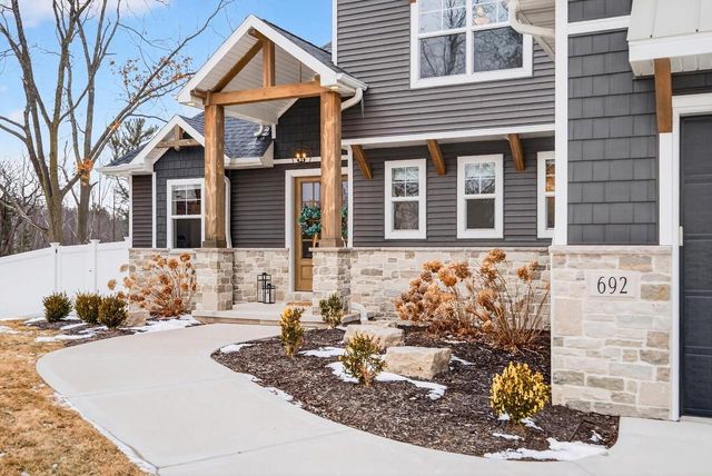 692 BLACKBERRY COURT, Oneida, WI 54155
