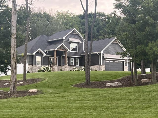 692 BLACKBERRY COURT, Oneida, WI 54155