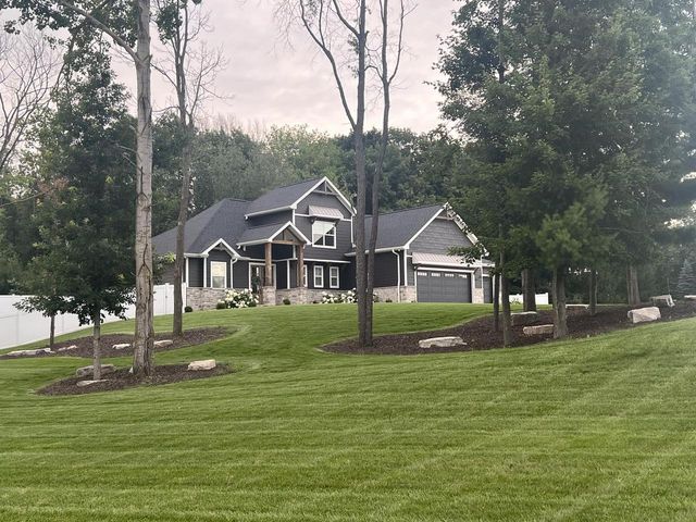 692 BLACKBERRY COURT, Oneida, WI 54155