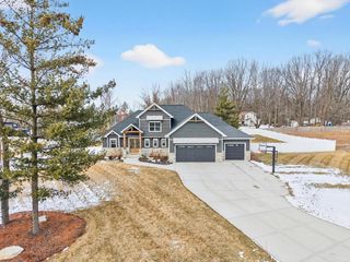 692 BLACKBERRY COURT, Oneida, WI 54155