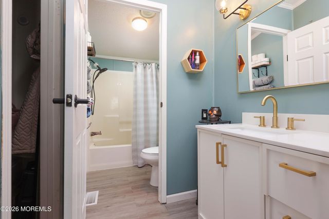 107 West Avenue, Toms River, NJ 08757