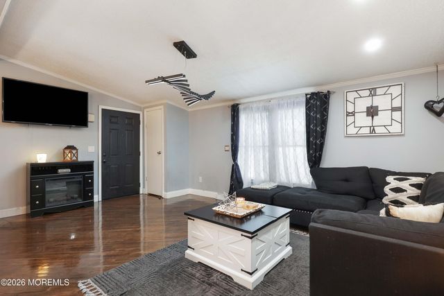 107 West Avenue, Toms River, NJ 08757