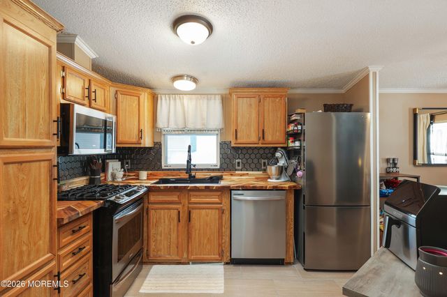 107 West Avenue, Toms River, NJ 08757