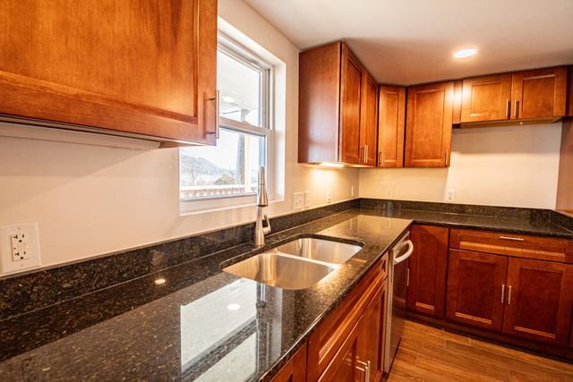 449 W 2nd Street, Maysville, KY 41056