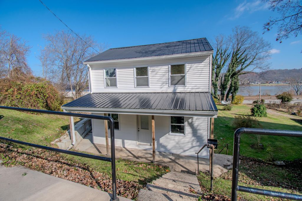 449 W 2nd Street, Maysville, KY 41056