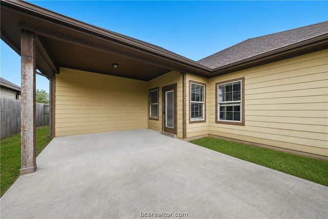 3105 Papa Bear Drive, College Station, TX 77845