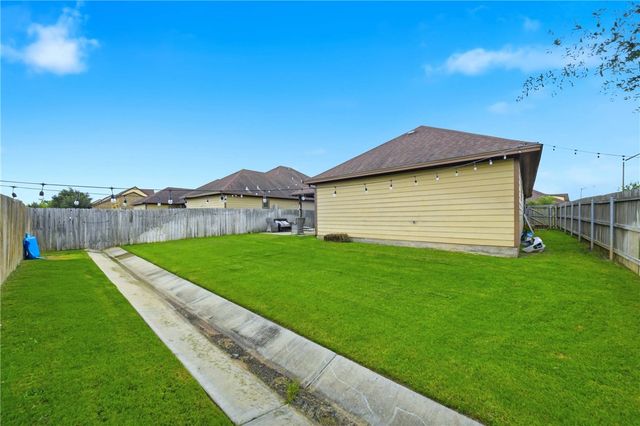 3105 Papa Bear Drive, College Station, TX 77845