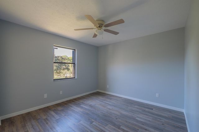 2352 SE West Blackwell Drive, Port St Lucie, FL 34952