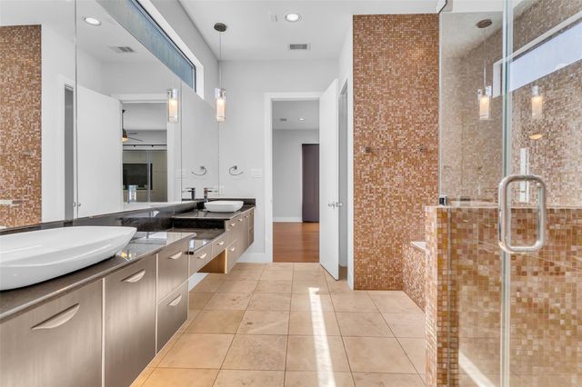 1802 Hickory Street, Houston, TX 77007