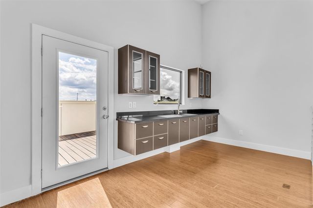 1802 Hickory Street, Houston, TX 77007