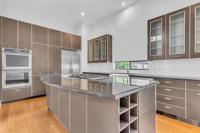 1802 Hickory Street, Houston, TX 77007