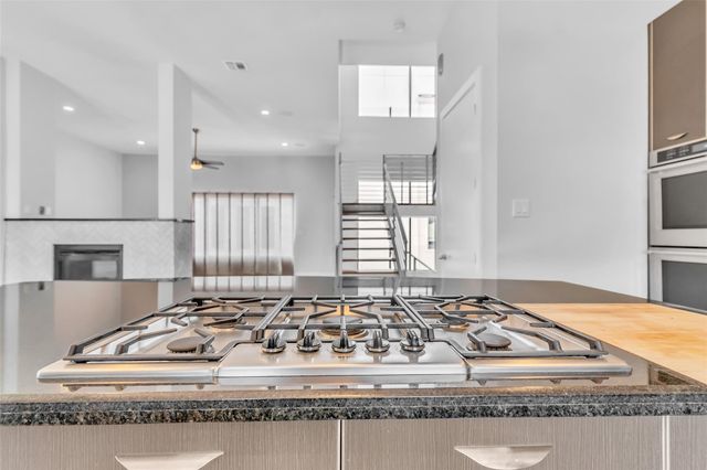 1802 Hickory Street, Houston, TX 77007
