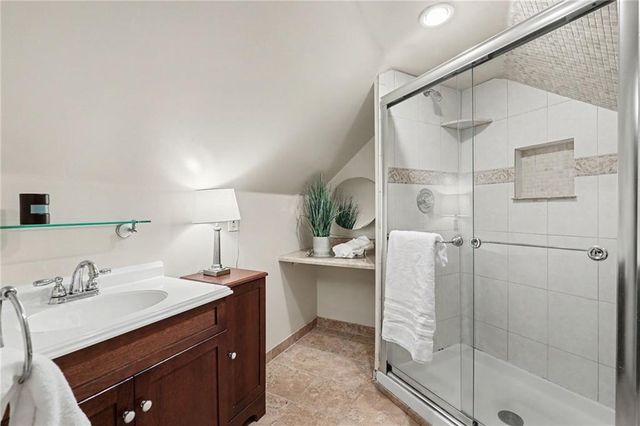 6401 W 80th Terrace, Overland Park, KS 66204