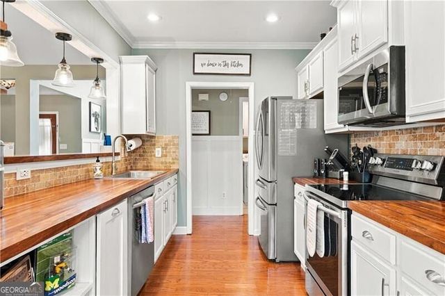 107 Nelson Ridge Drive, Ball Ground, GA 30107