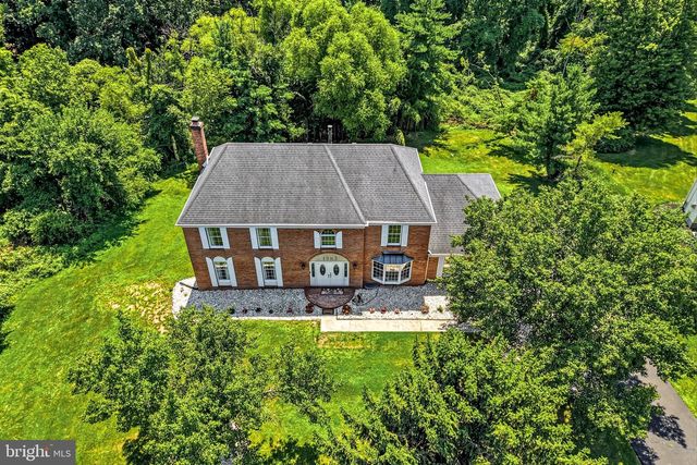 1843 BEACON HILL DR, Dresher, PA 19025