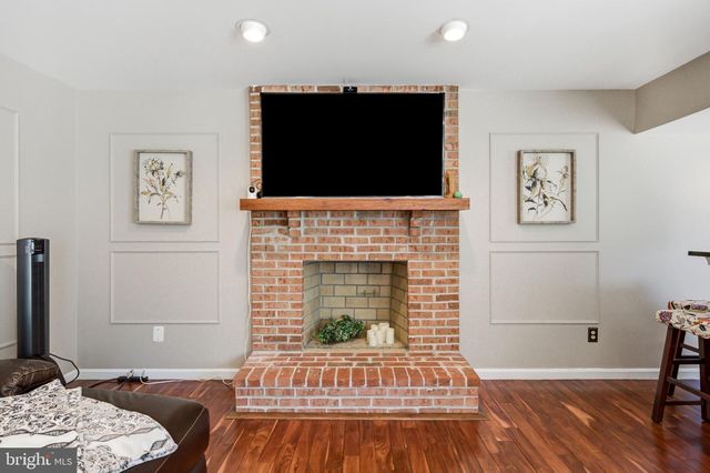 1843 BEACON HILL DR, Dresher, PA 19025