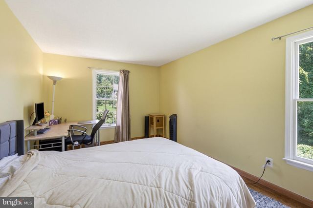1843 BEACON HILL DR, Dresher, PA 19025