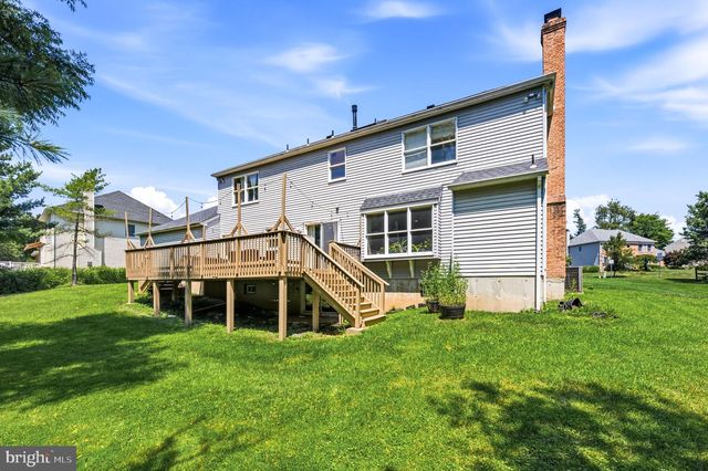 1843 BEACON HILL DR, Dresher, PA 19025