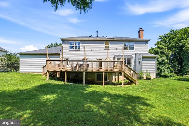 1843 BEACON HILL DR, Dresher, PA 19025